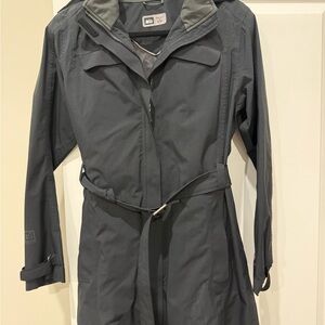 REI Co-op Women’s Waterproof Rain Trench Coat Gray Belted